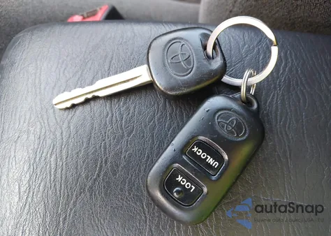 2007 Toyota Corolla S из США, поврежденный, VIN 2T1BR30E27C744937